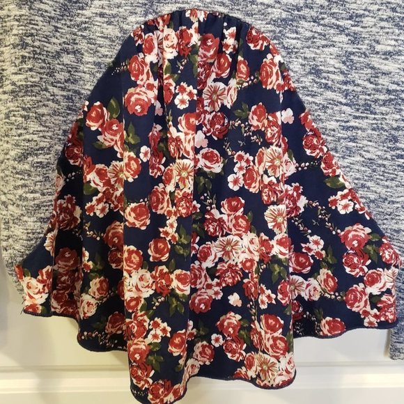 Jenna & Jessie Girl's Grey Blue Shirt Burgundy Pink Embroidery Roses-Size L (14) - Picture 2 of 10